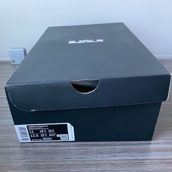 Nike LeBron Witness IV Basketball Shoes Lakers - Picture 11 of 12
